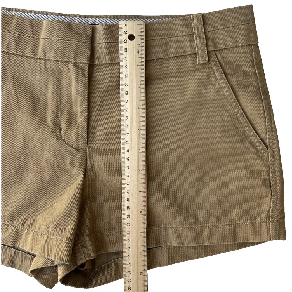 J.Crew Shorts Chino Womens Size 4 Khaki Tan Preppy Minimalist Casual - Picture 2 of 8